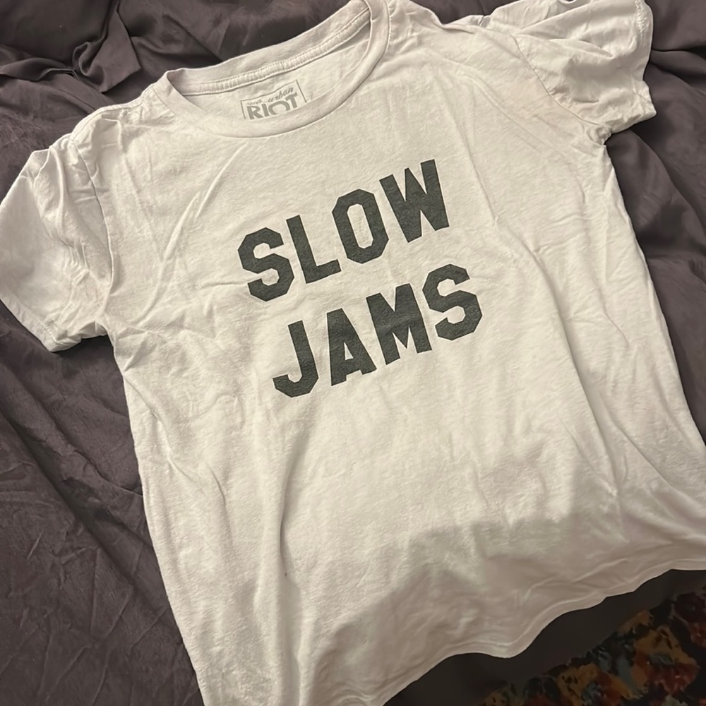 🎶SLOW JAMS TEE🎶